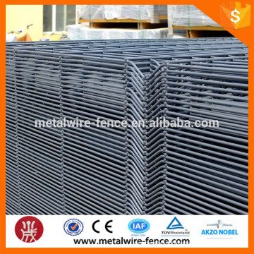 3d welded curved fence/green coated 3D fence panel